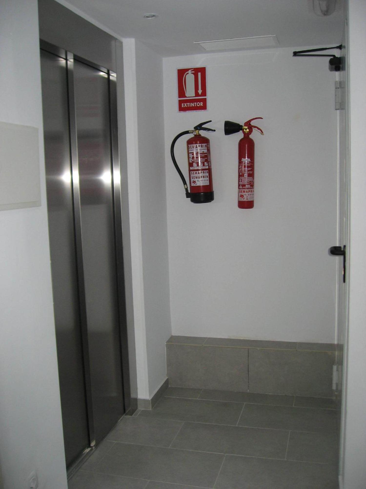 Hostelscat บาร์เซโลนา ภายนอก รูปภาพ