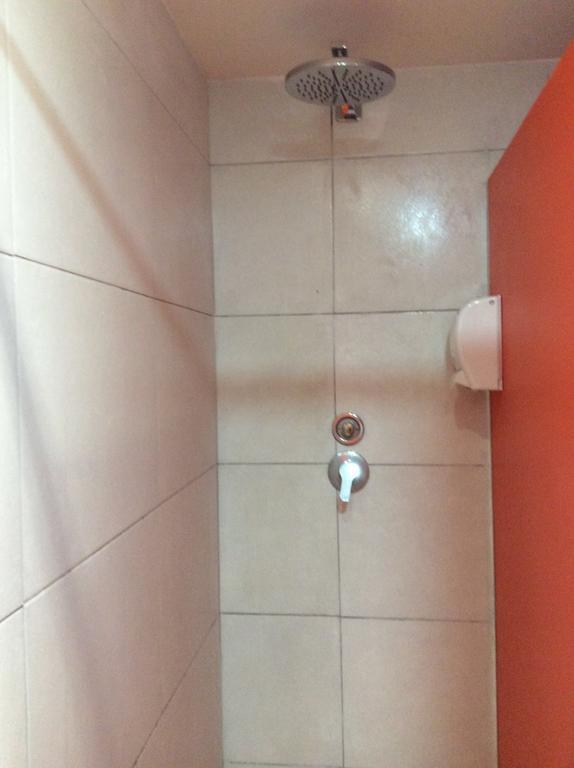 Hostelscat บาร์เซโลนา ภายนอก รูปภาพ