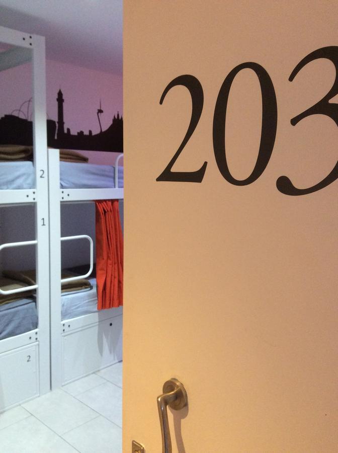 Hostelscat บาร์เซโลนา ภายนอก รูปภาพ